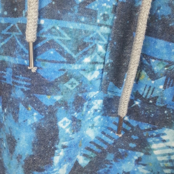 On The Byas Hoodie - Picture 4 of 8